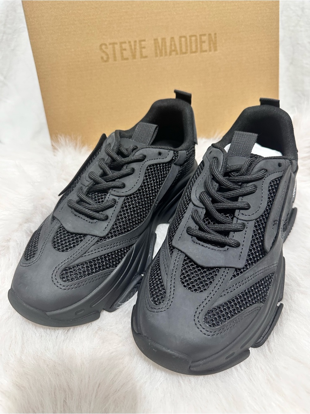 Steve Madden Women’s Black Mesh & Leather Chunky Sneakers - Picture 6 of 6